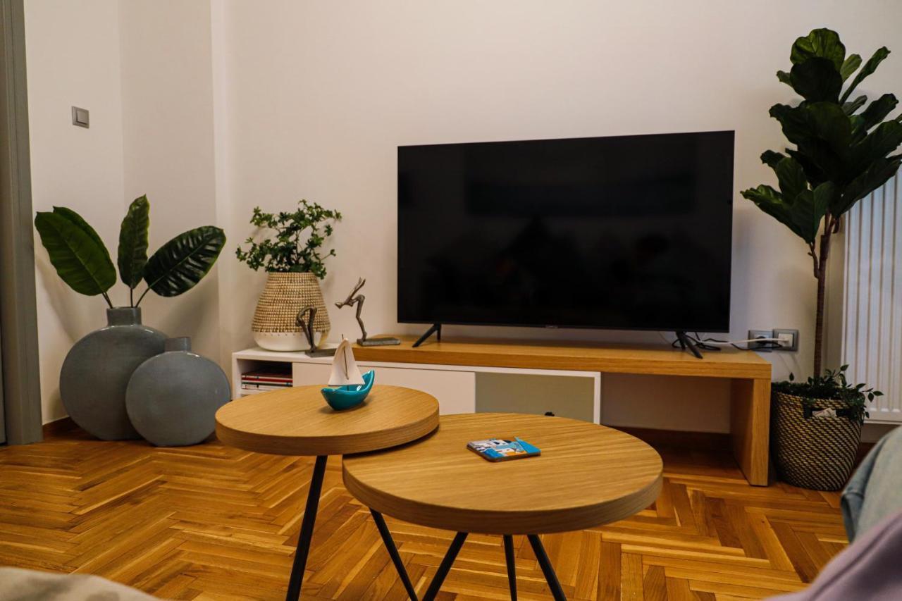 Newly Renovated Apartment 7 Min Walk From Acropolis أثينا المظهر الخارجي الصورة
