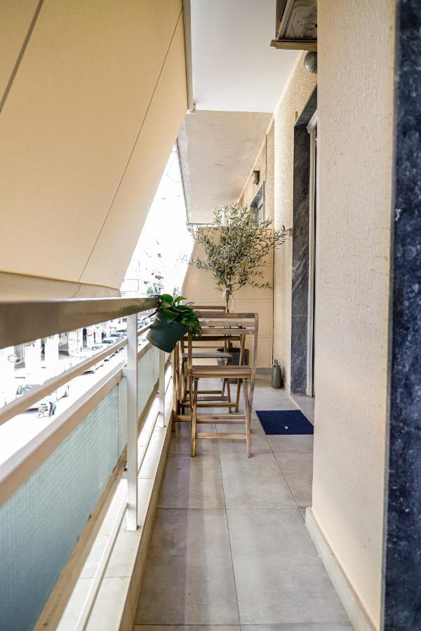 Newly Renovated Apartment 7 Min Walk From Acropolis أثينا المظهر الخارجي الصورة