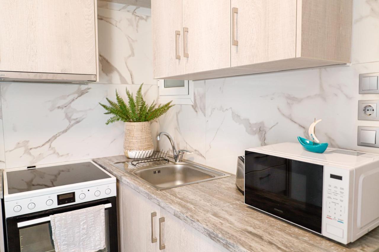 Newly Renovated Apartment 7 Min Walk From Acropolis أثينا المظهر الخارجي الصورة